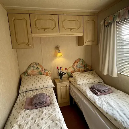 Big And Affordable Minihouse With 4 Bedrooms