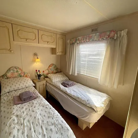 Big And Affordable Minihouse With 4 Bedrooms Austevoll
