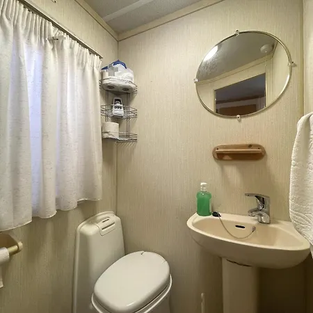Feriehus Big And Affordable Minihouse With 4 Bedrooms