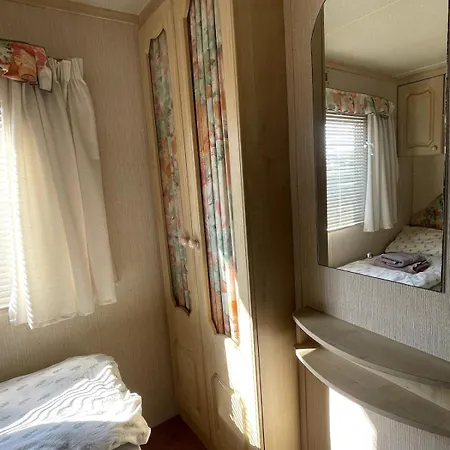 Big And Affordable Minihouse With 4 Bedrooms *