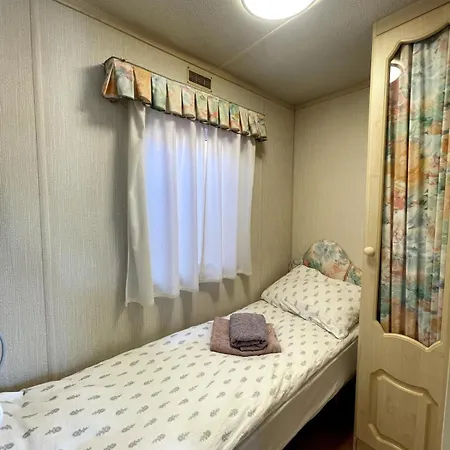 Big And Affordable Minihouse With 4 Bedrooms * Austevoll