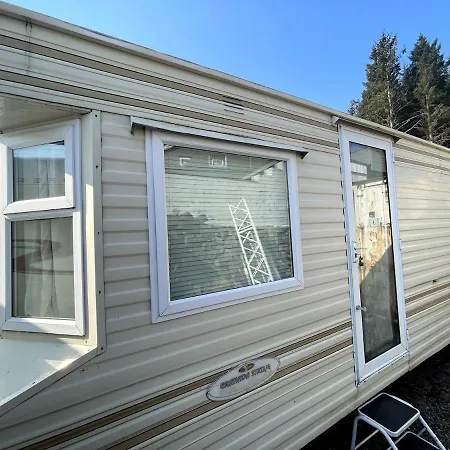 Big And Affordable Minihouse With 4 Bedrooms Feriehus