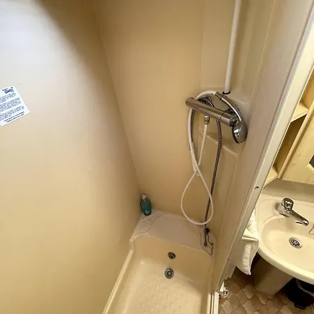 Big And Affordable Minihouse With 4 Bedrooms *